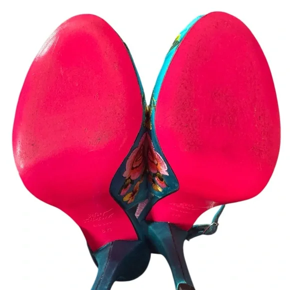 Betsey Johnson Embroidered Floral Teal Heels size 8 - Picture 9 of 9